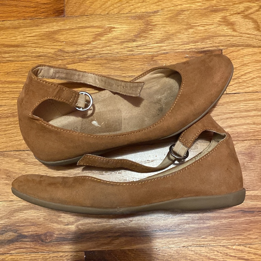 Naturalizer Flats - Picture 3 of 5